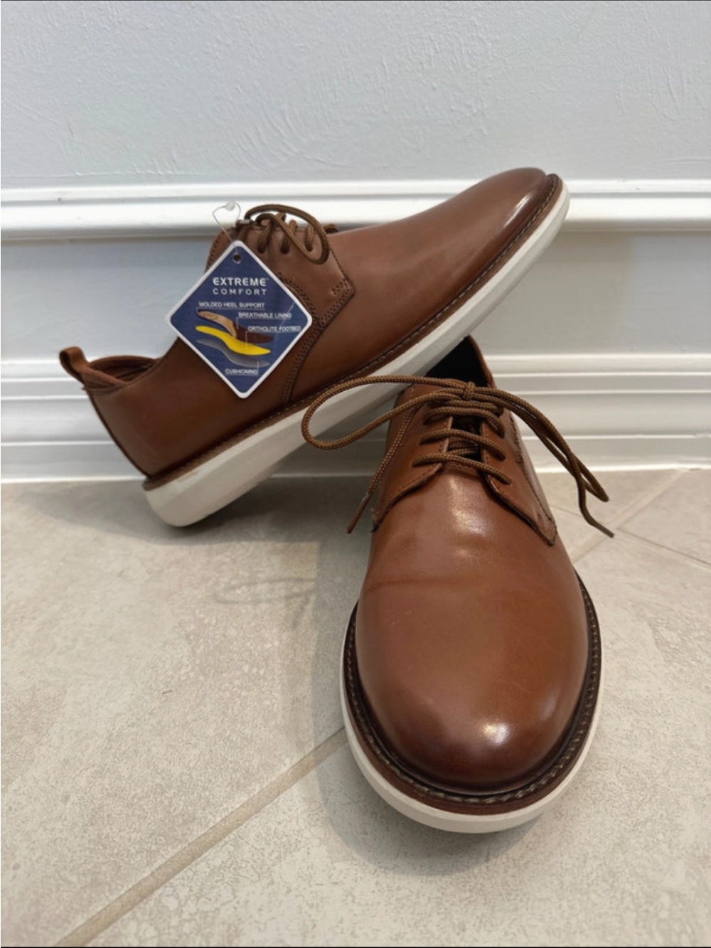 Clarks brown hybrid dress shoe